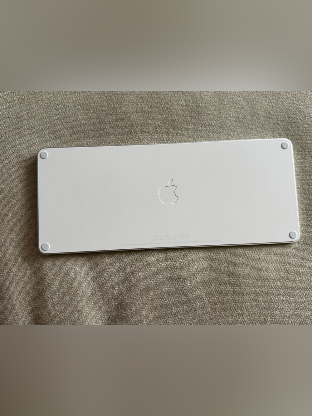 Apple Magic Keyboard - White - Picture 4 of 4